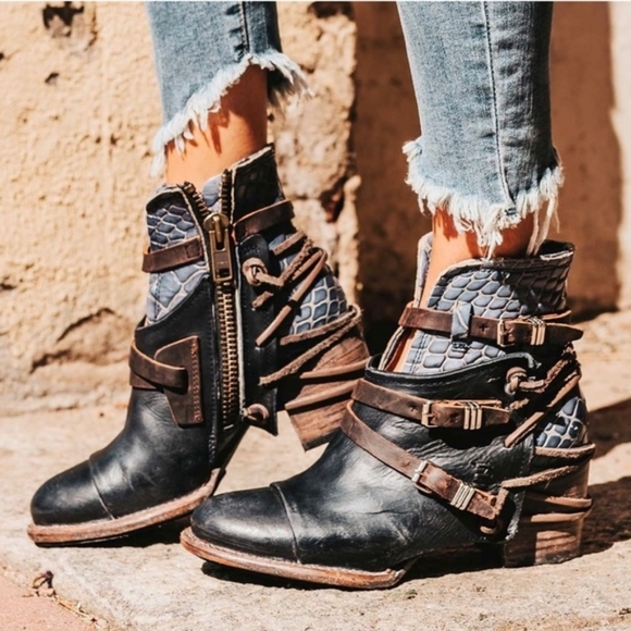 Freebird Crue Ankle boots navy multi dark blue strappy leather booties women's 7 - Picture 2 of 10